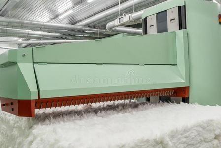 梳理机器采用纺织品工厂照片